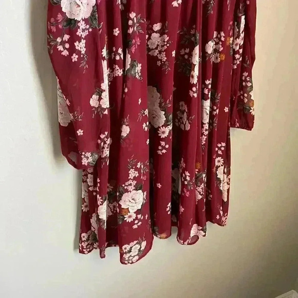 TORRID Red Floral Cold Shoulder Chiffon Wrap Dress - Picture 15 of 16